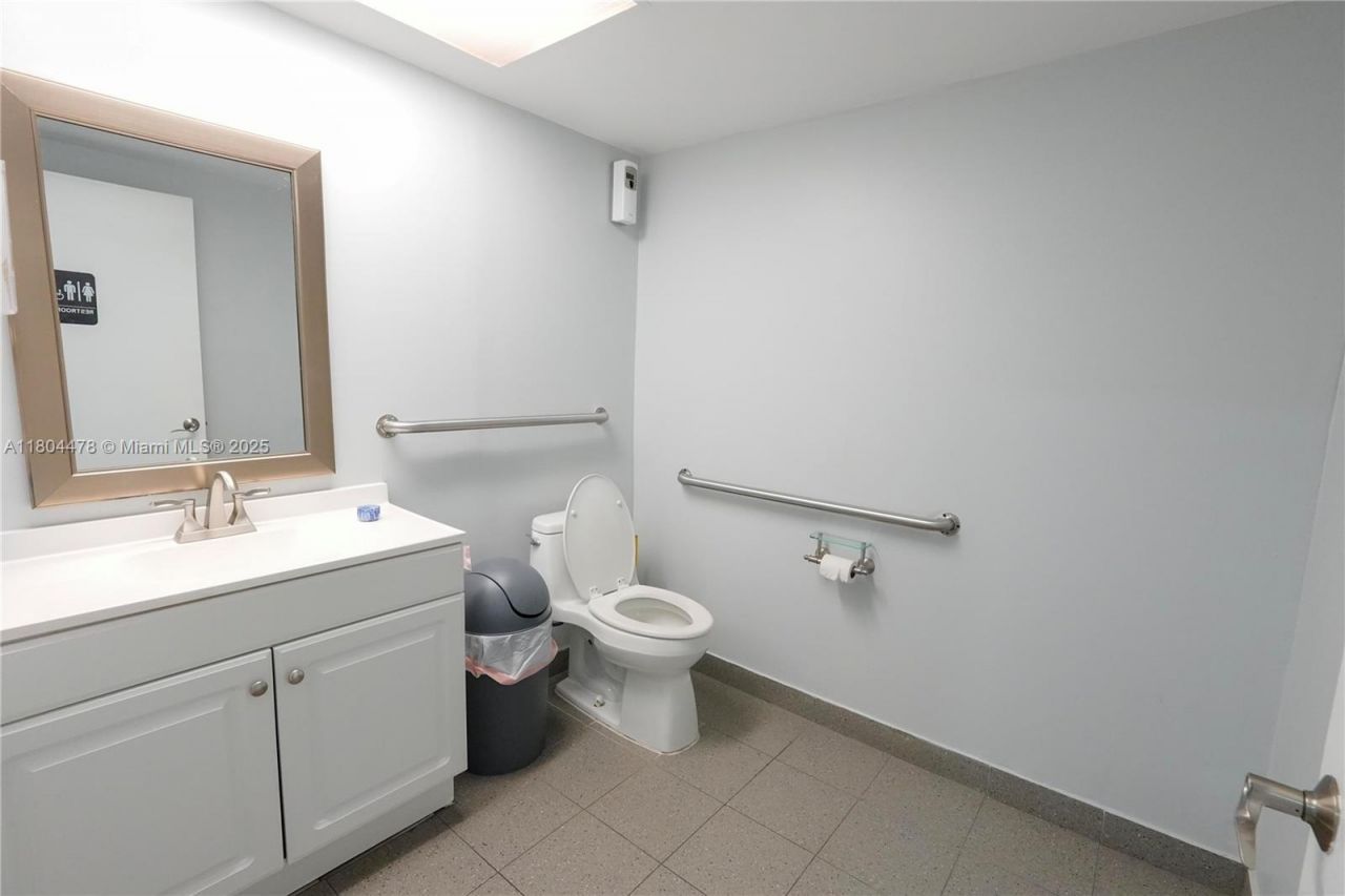 8125 SW 120th St, Pinecrest, FL 33156 Photo