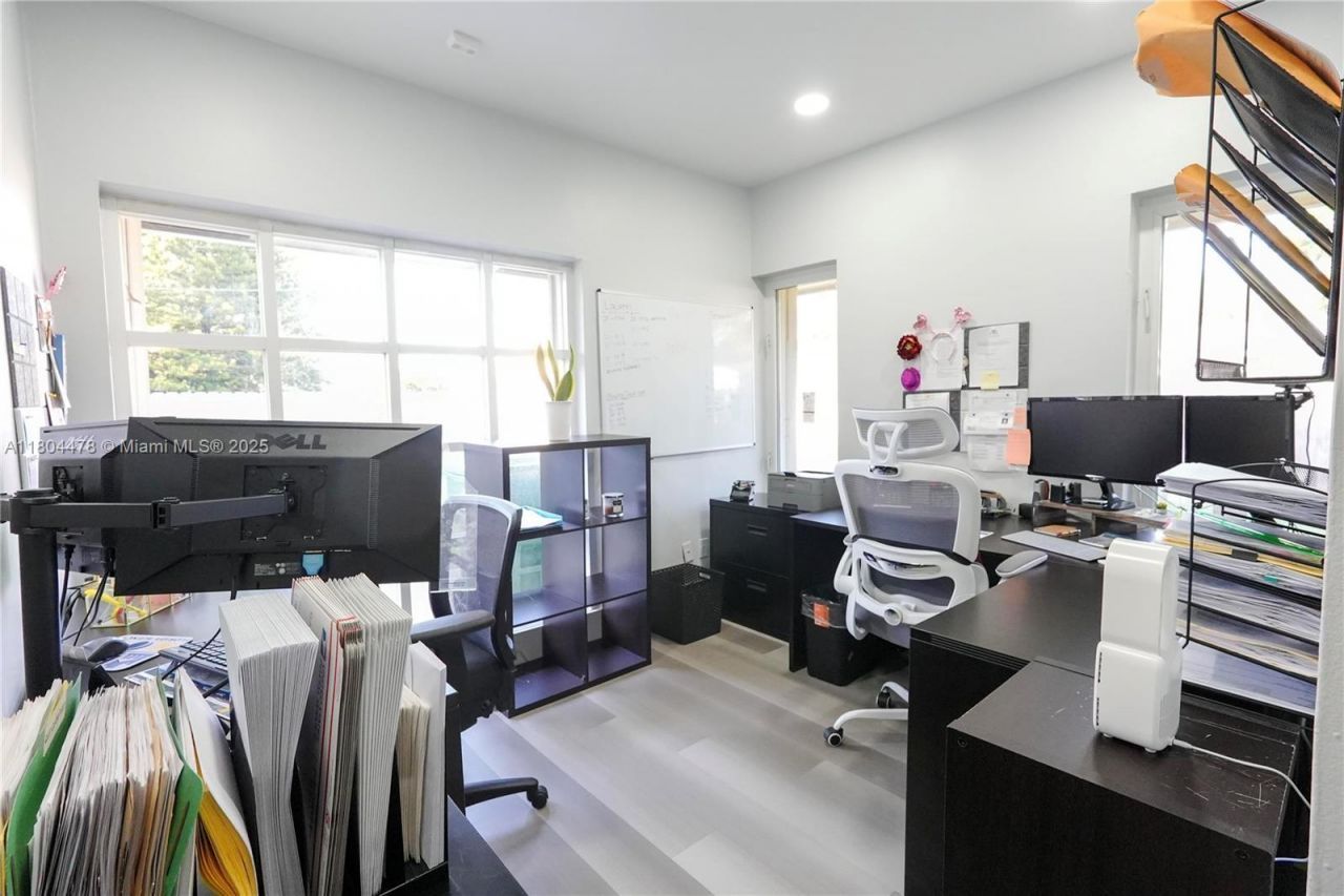 8125 SW 120th St, Pinecrest, FL 33156 Photo