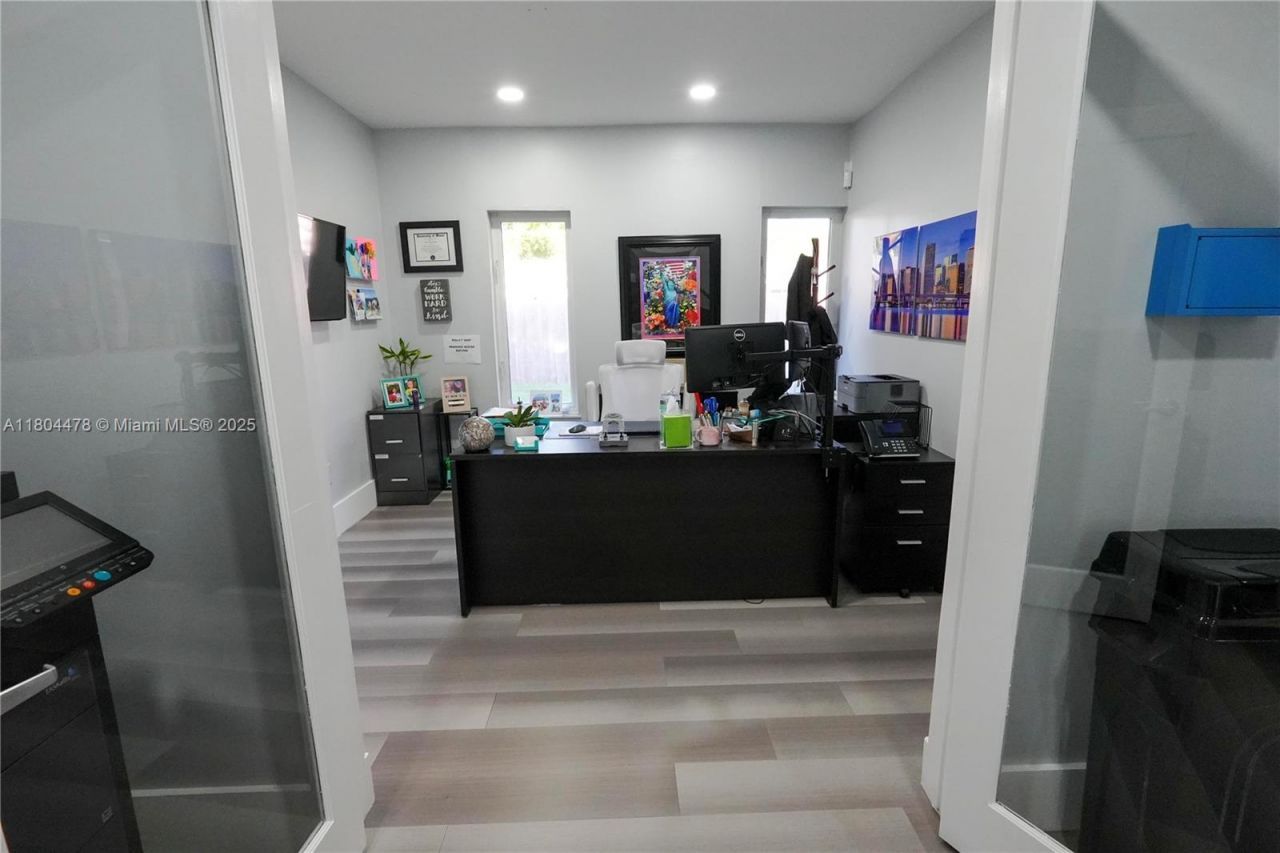 8125 SW 120th St, Pinecrest, FL 33156 Photo