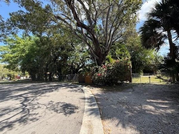 3340 SW 15th Avenue, Fort Lauderdale, FL 33315