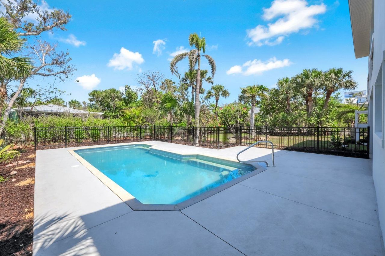 742 Nerita St, Sanibel, FL 33957 Photo