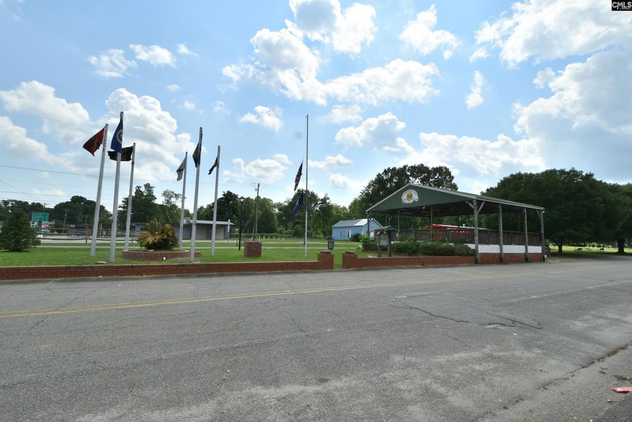 7306 Festival Trail Road Photo 6