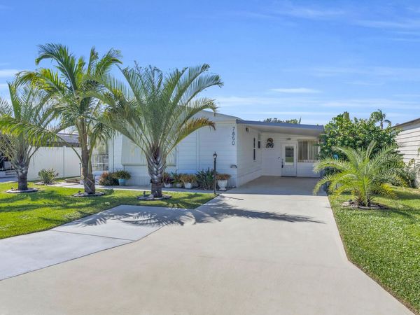7850 SE Shenandoah Drive, Hobe Sound, FL 33455