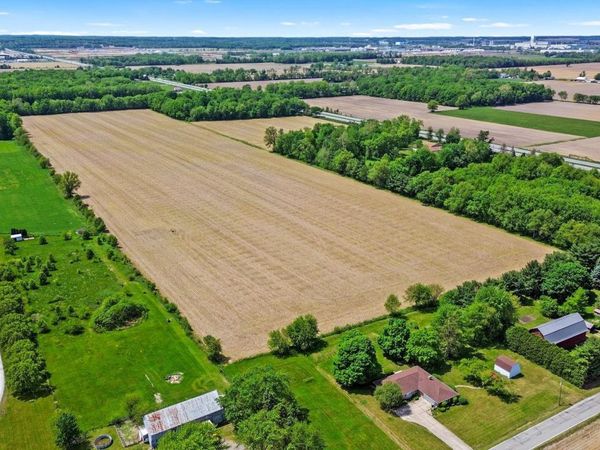 56659 Tulip Road, New Carlisle, IN 46552