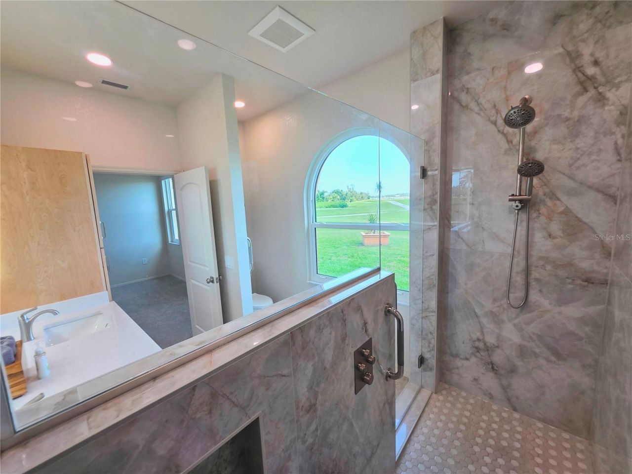 834 Springwood Circle, Bradenton, FL 34212 Photo