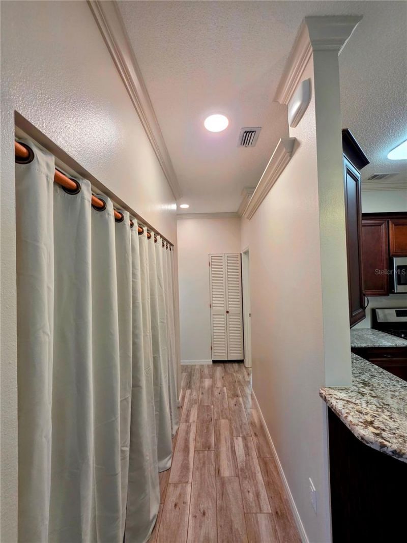 834 Springwood Circle, Bradenton, FL 34212 Photo