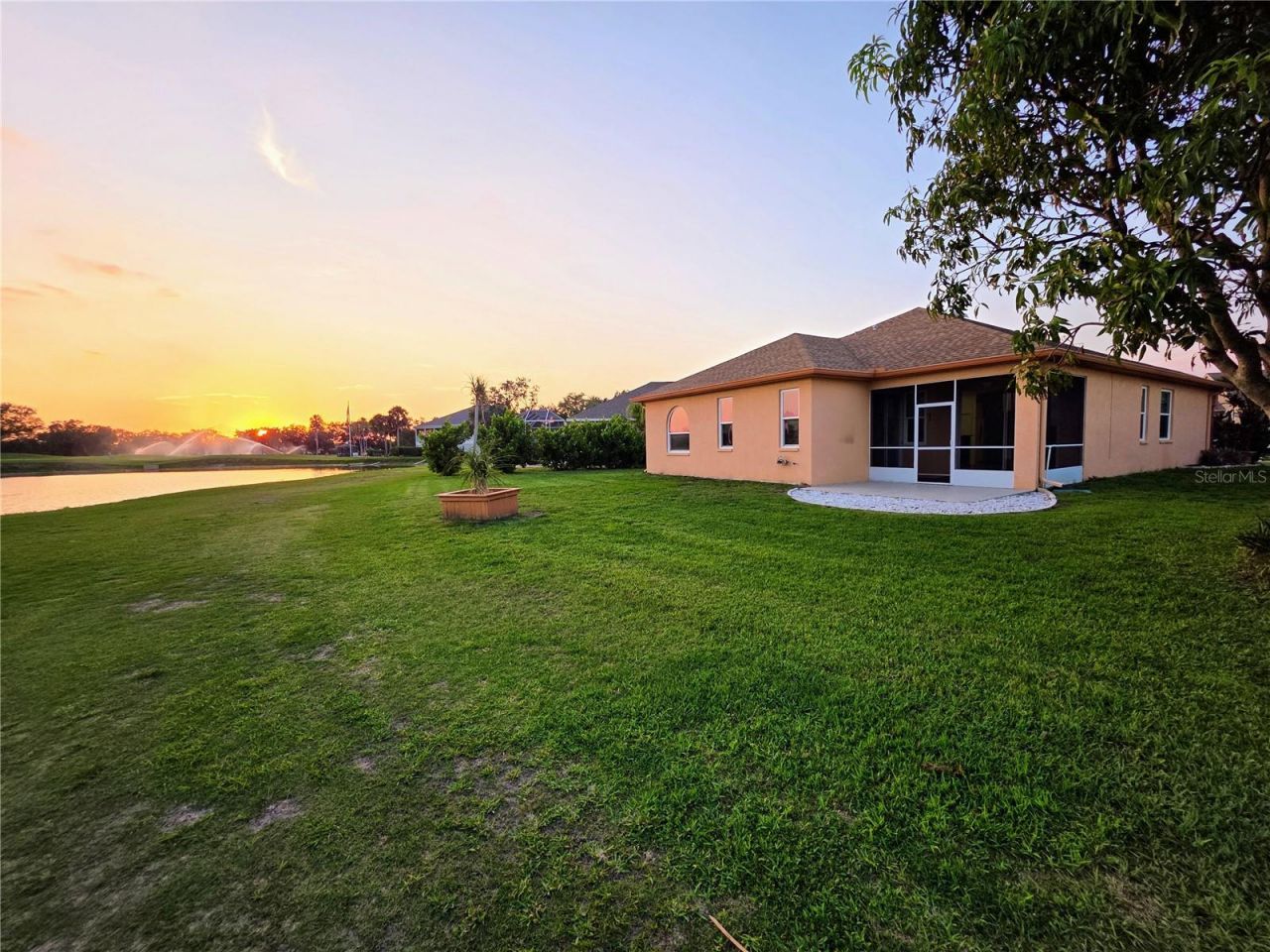 834 Springwood Circle, Bradenton, FL 34212 Photo