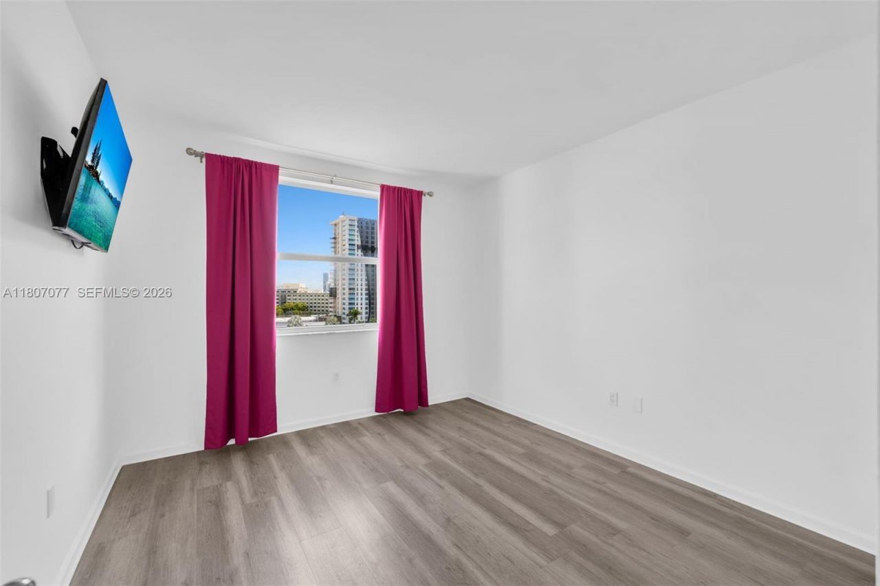 17150 N Bay Rd, Unit 2814, Sunny Isles Beach, FL 33160 Photo