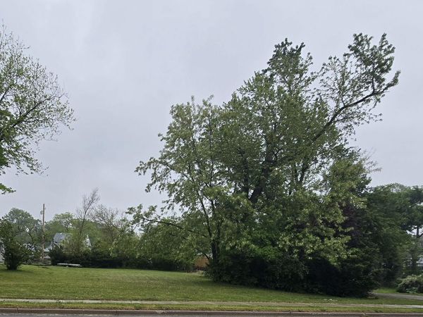 7481 Broadway, Merrillville, IN 46410