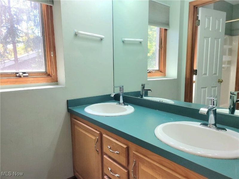 2736 Green Road, Shaker Heights, OH 44122 Photo 28