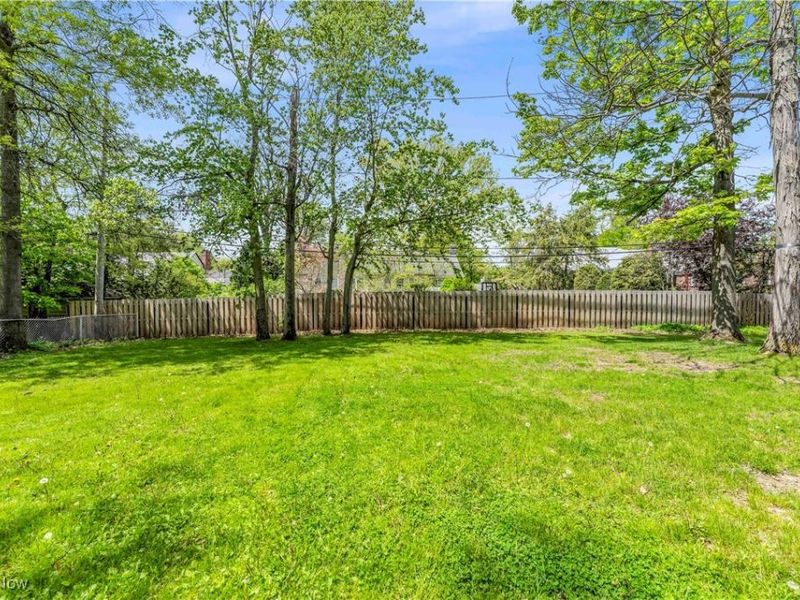 2736 Green Road, Shaker Heights, OH 44122 Photo 39