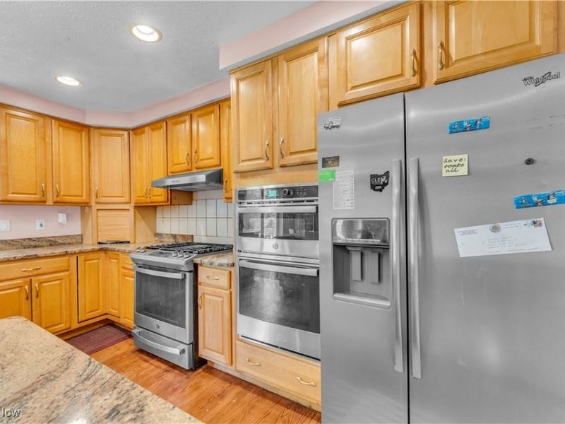 2736 Green Road, Shaker Heights, OH 44122 Photo 7