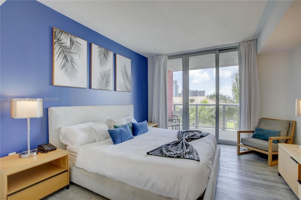 2602 E Hallandale Beach Blvd, Unit R407, Hallandale Beach, FL 33009 Photo