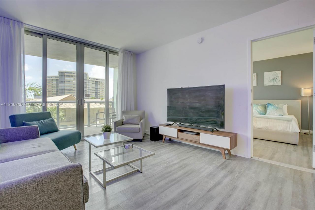 2602 E Hallandale Beach Blvd, Unit R407, Hallandale Beach, FL 33009 Photo