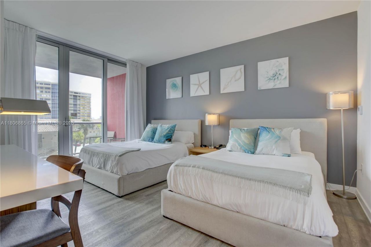 2602 E Hallandale Beach Blvd, Unit R407, Hallandale Beach, FL 33009 Photo