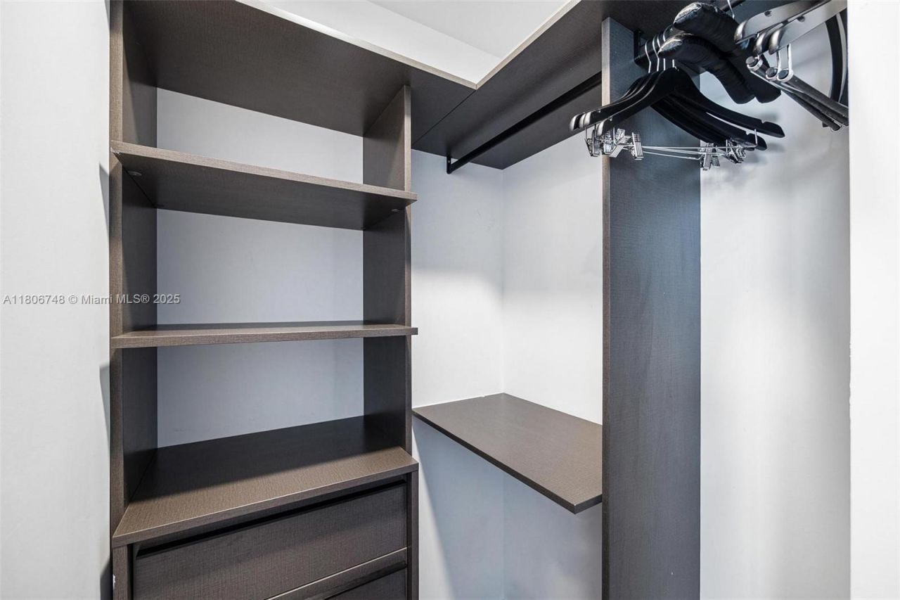 398 NE 5th St, Unit 4518, Miami, FL 33132 Photo