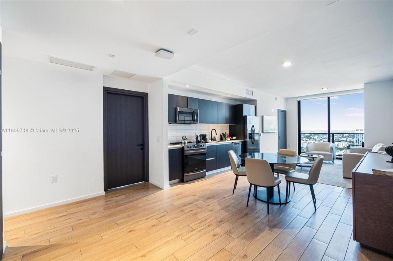 398 NE 5th St, Unit 4518, Miami, FL 33132 Photo