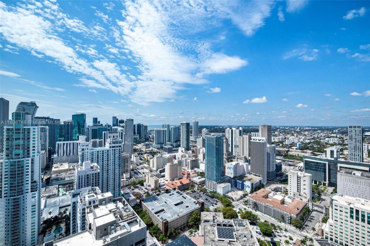 398 NE 5th St, Unit 4518, Miami, FL 33132 Photo