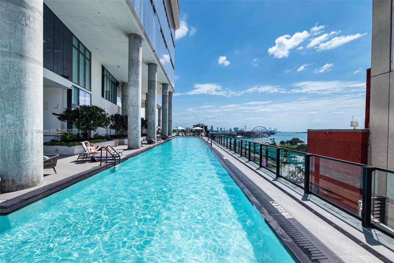 398 NE 5th St, Unit 4518, Miami, FL 33132 Photo