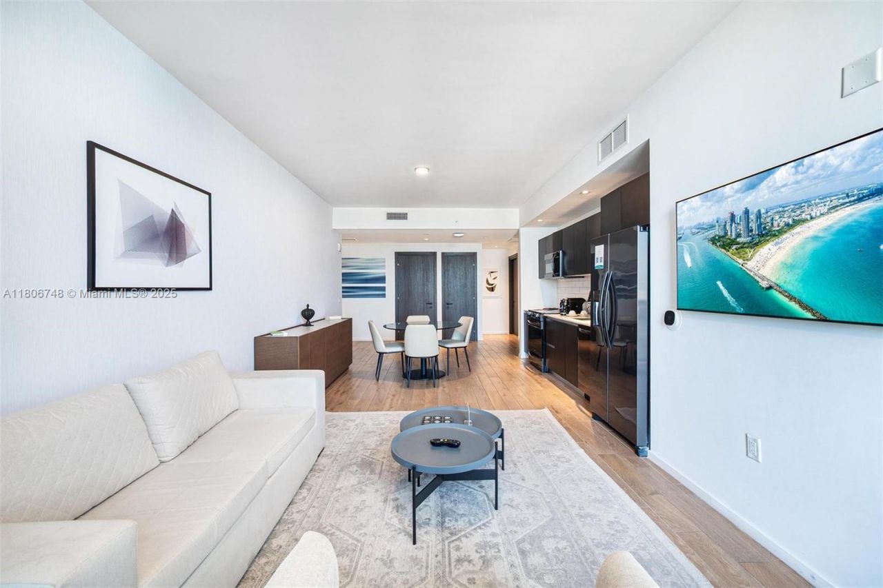 398 NE 5th St, Unit 4518, Miami, FL 33132 Photo