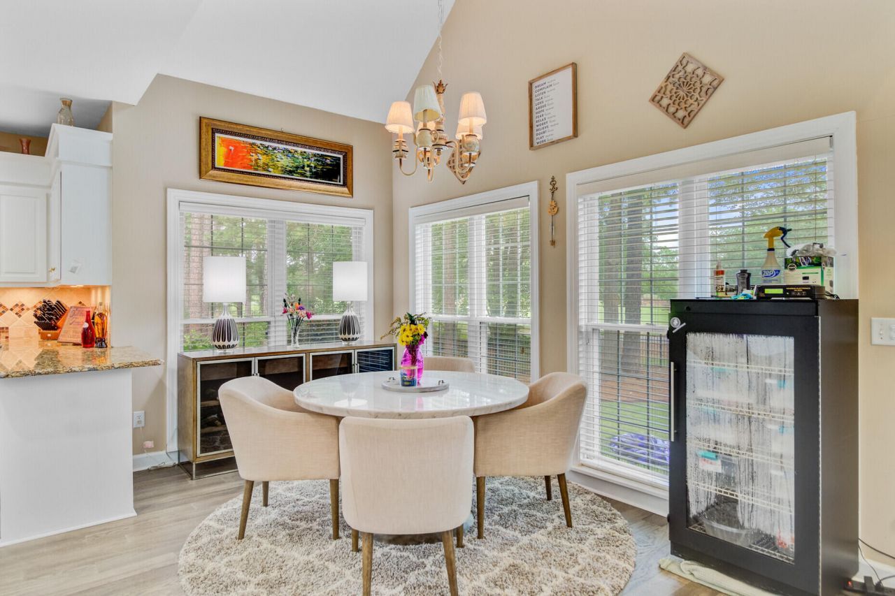 204 Bellerive Lane Photo 18