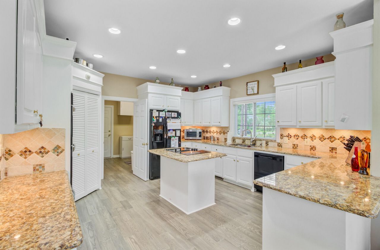 204 Bellerive Lane Photo 20