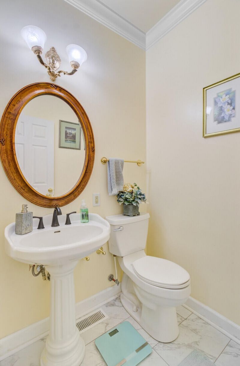 204 Bellerive Lane Photo 31