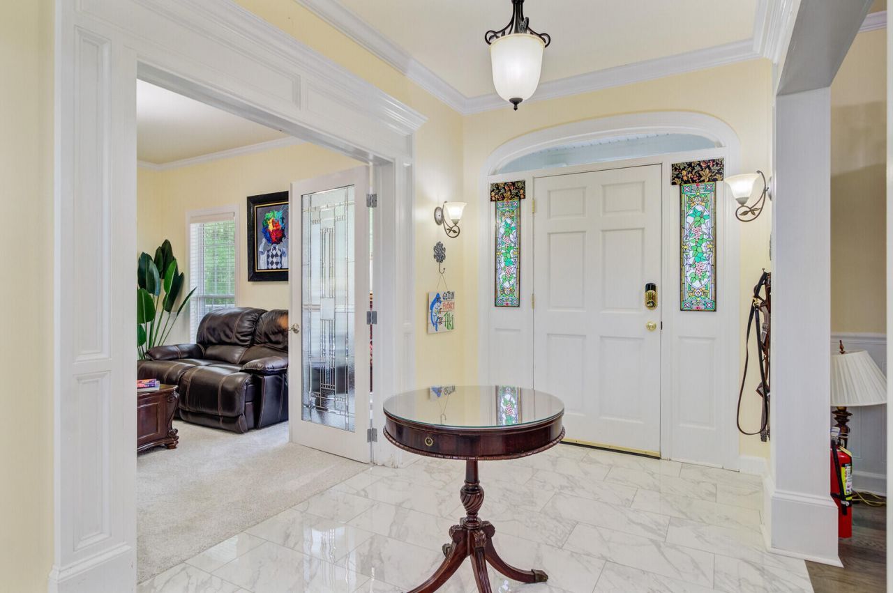 204 Bellerive Lane Photo 9