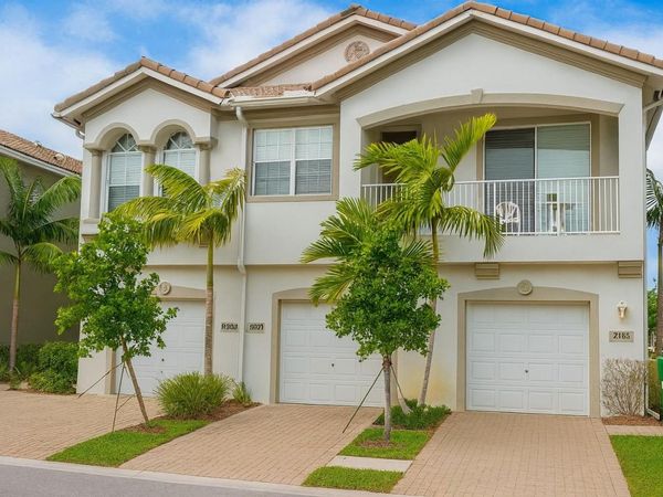 3261 Laurel Ridge Cir, Riviera Beach, FL 33404