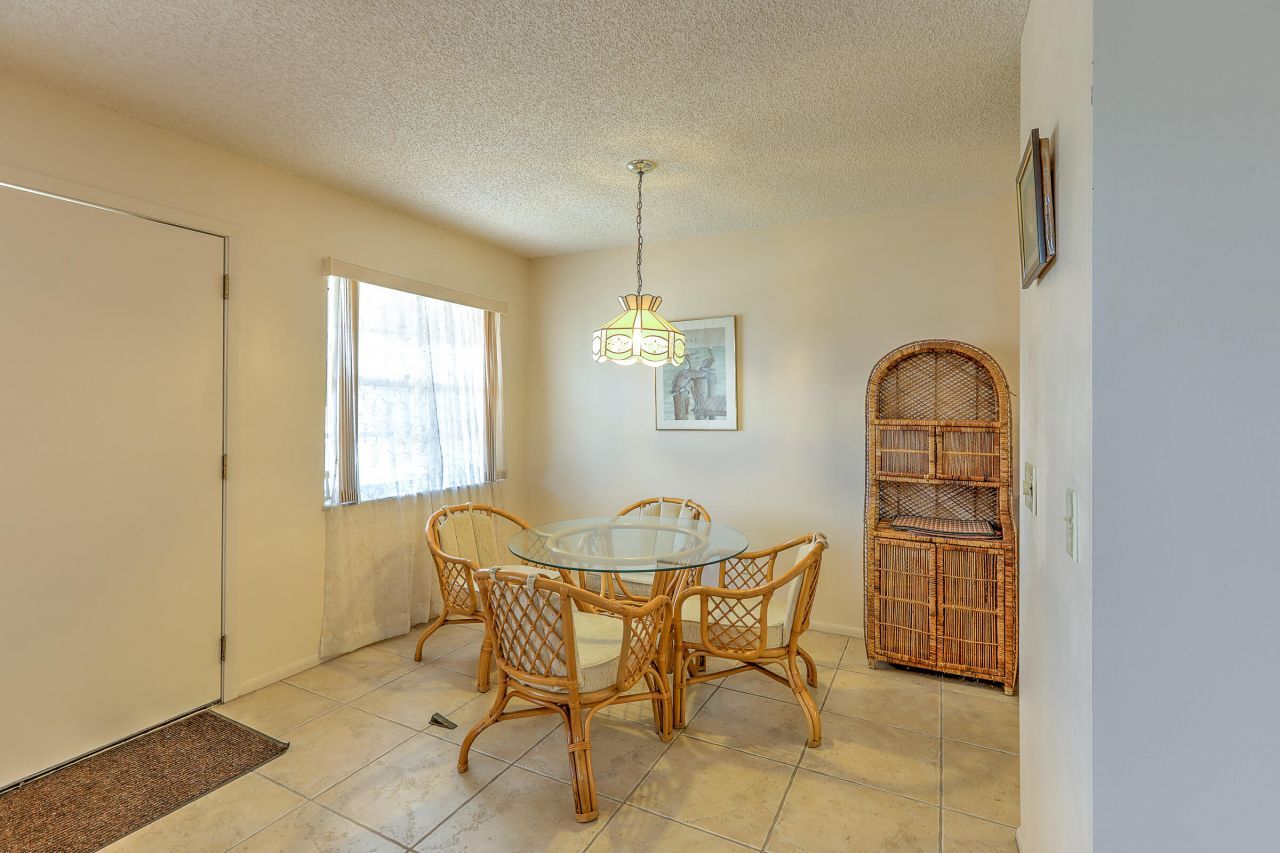 25 Lake Vista Trail, Unit 203, Port Saint Lucie, FL 34952 Photo