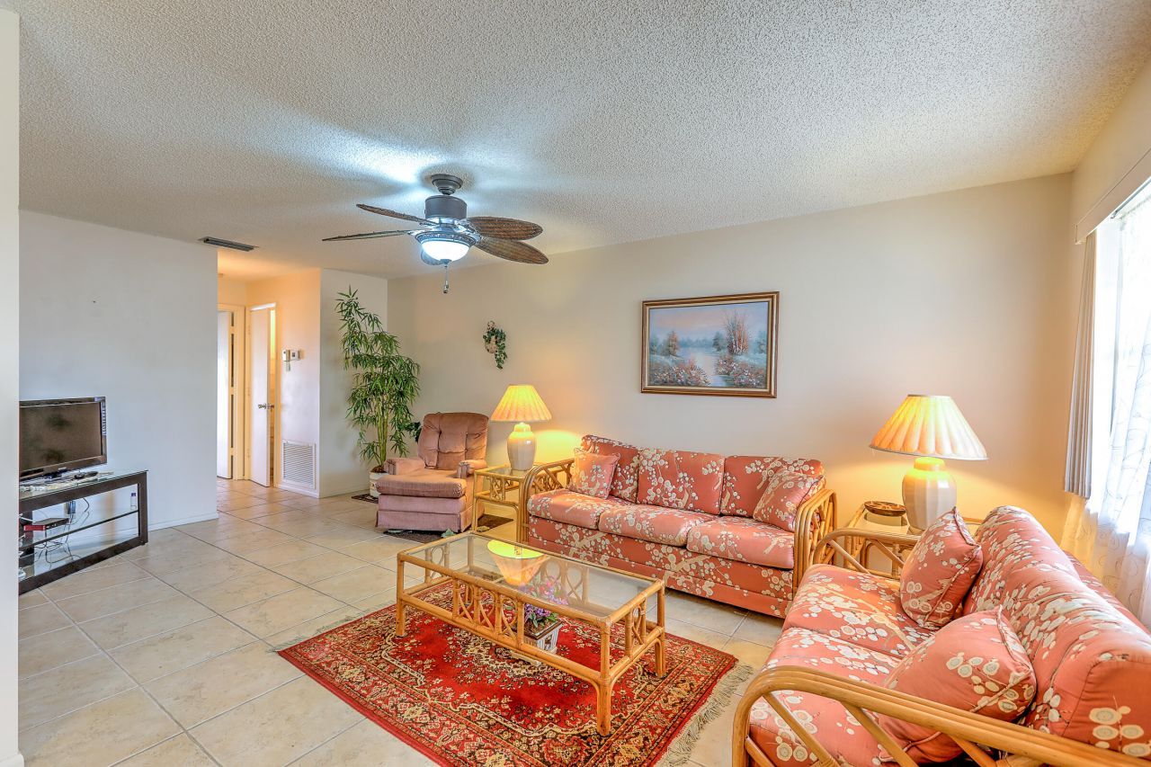 25 Lake Vista Trail, Unit 203, Port Saint Lucie, FL 34952 Photo
