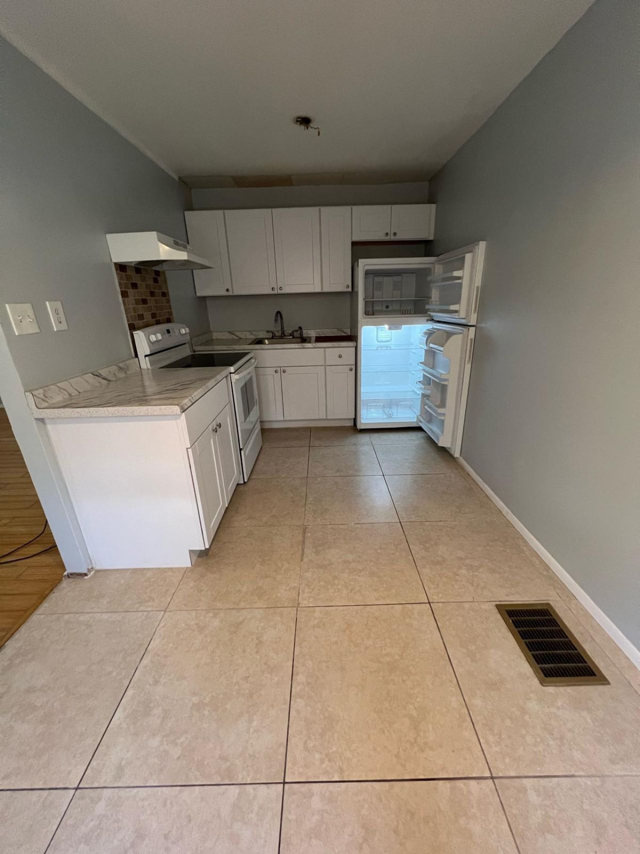 702 48th Street, West Palm Beach, FL 33407 Photo