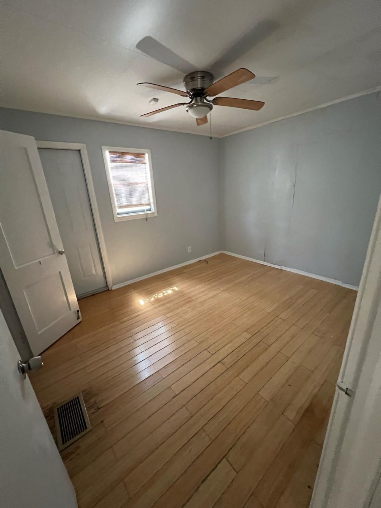 702 48th Street, West Palm Beach, FL 33407 Photo