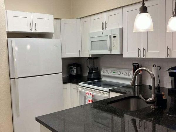 621 Cypress Lake Boulevard, Unit A16, Deerfield Beach, FL 33064