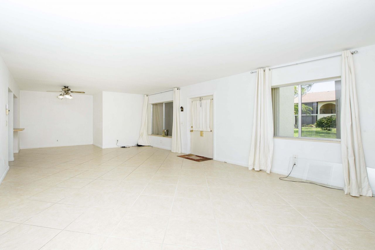 3531 Pine Needle Drive, Unit C1, Greenacres, FL 33463 Photo