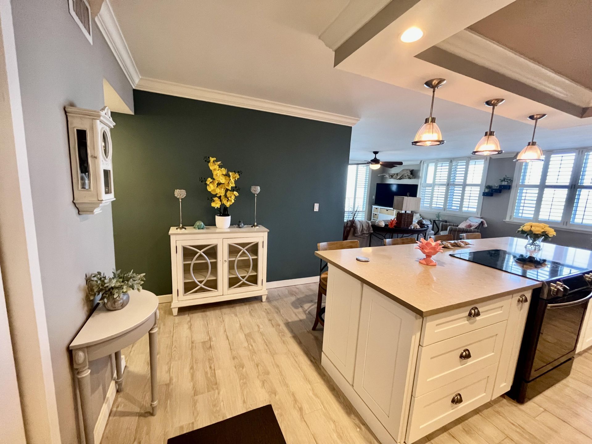 5440 N Ocean Drive, Unit 601, Riviera Beach, FL 33404 Photo