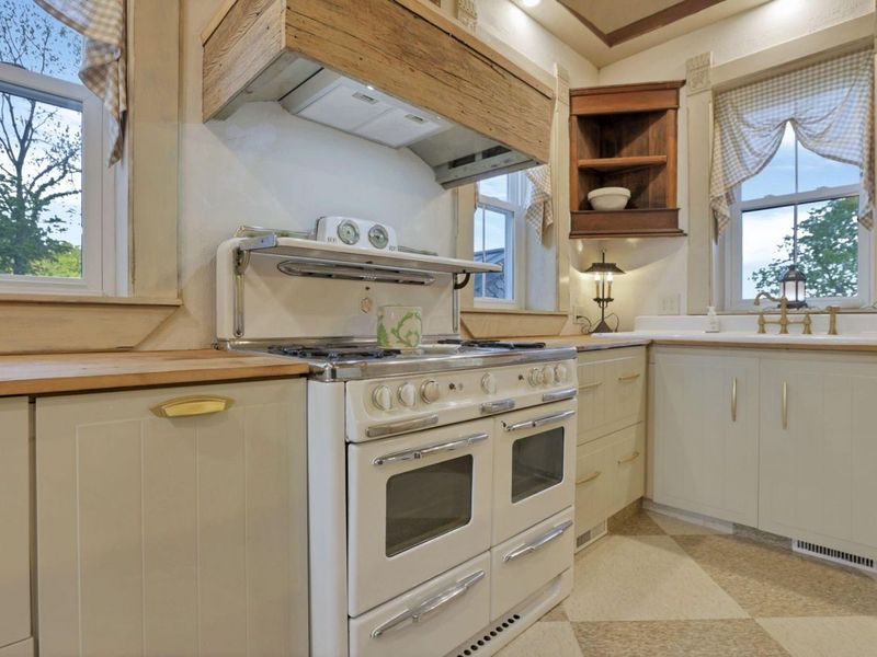 24754 Shurtz Road, New Plymouth, OH 45654 Photo 24