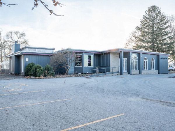 6008 W Lincoln Way, Ames, IA 50014