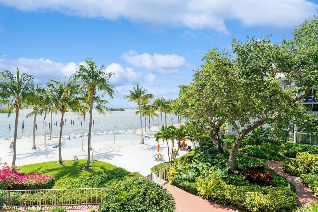 750 NE 64th St, Unit B308, Miami, FL 33138 Photo