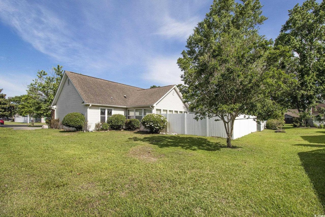 3910 Stillwood Dr. Photo 29