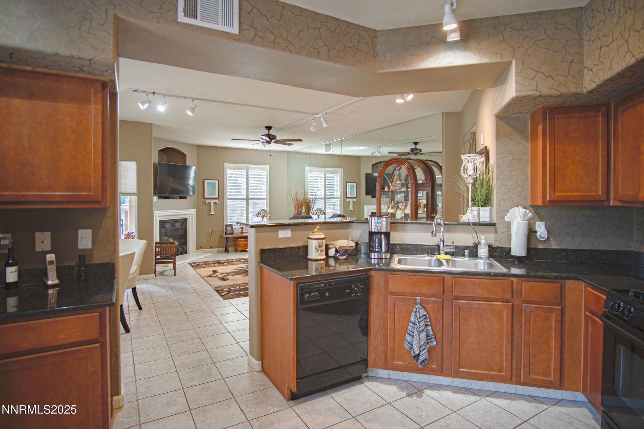 9050 Double R Boulevard, Unit APT 1912, Reno, NV 89521 Photo