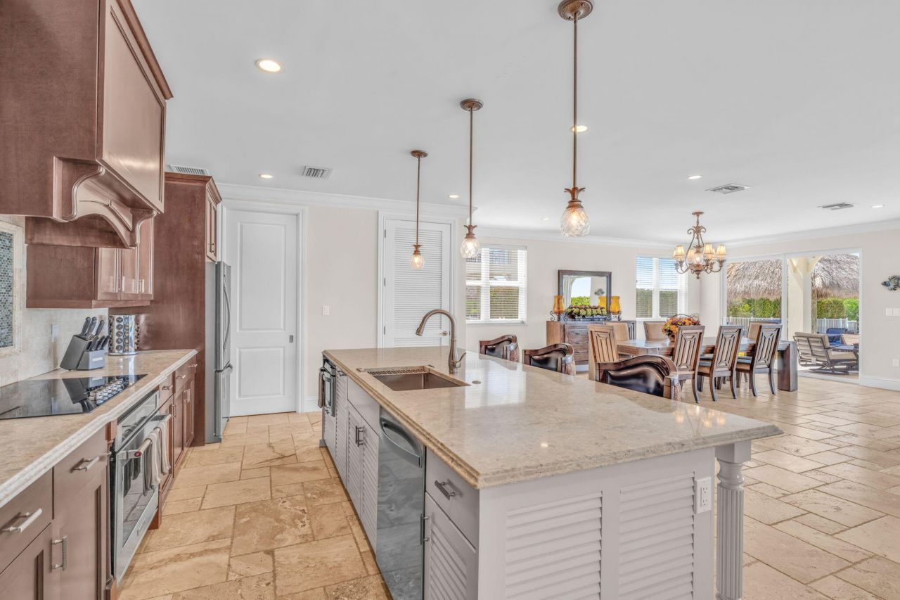 2394 Coco Plum Drive, Marathon, FL 33050 Photo