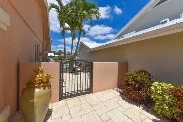 150 Beach Summit Court, Jupiter, FL 33477 Photo