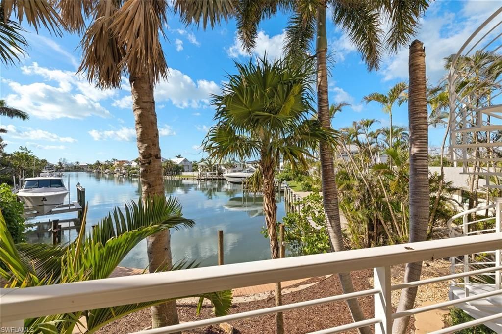 1581 San Carlos Bay Dr, Sanibel, FL 33957 Photo