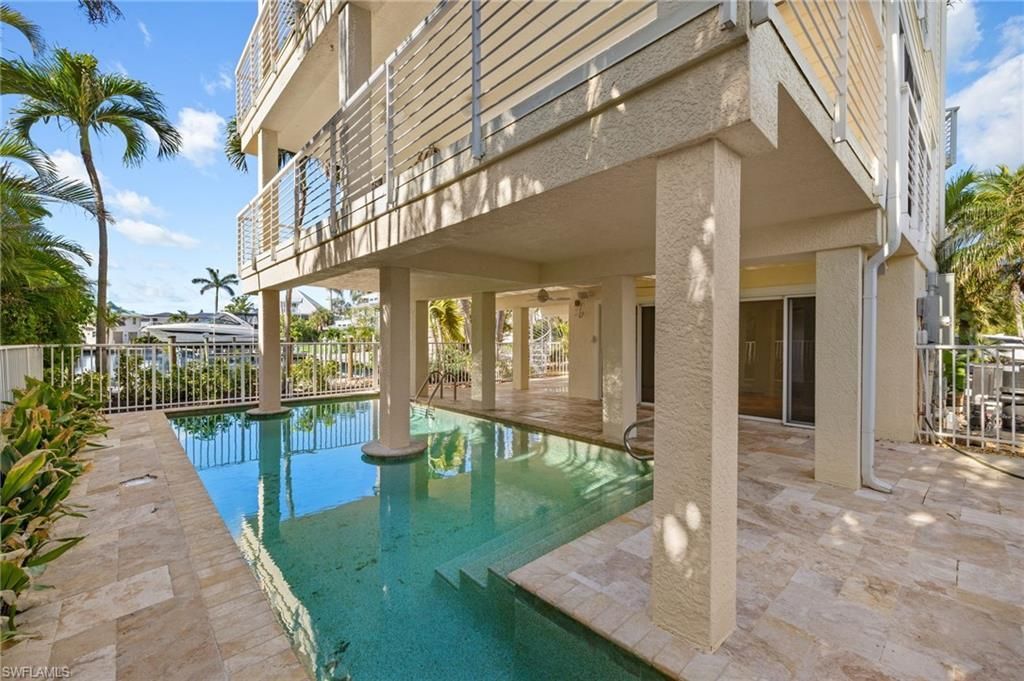 1581 San Carlos Bay Dr, Sanibel, FL 33957 Photo