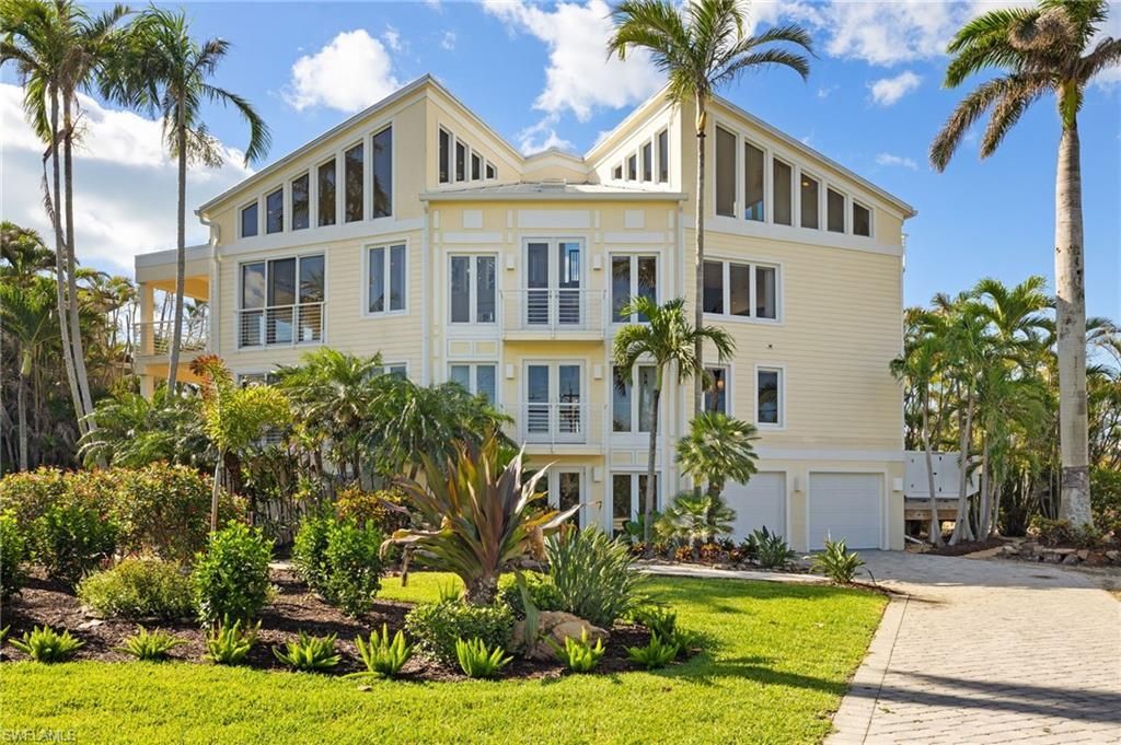 1581 San Carlos Bay Dr, Sanibel, FL 33957 Photo