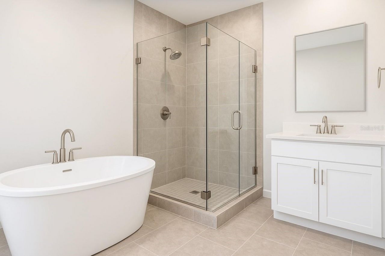 3800 Shore Acres Boulevard Ne, Saint Petersburg, FL 33703 Photo