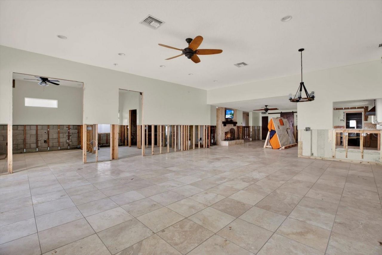 3800 Shore Acres Boulevard Ne, Saint Petersburg, FL 33703 Photo