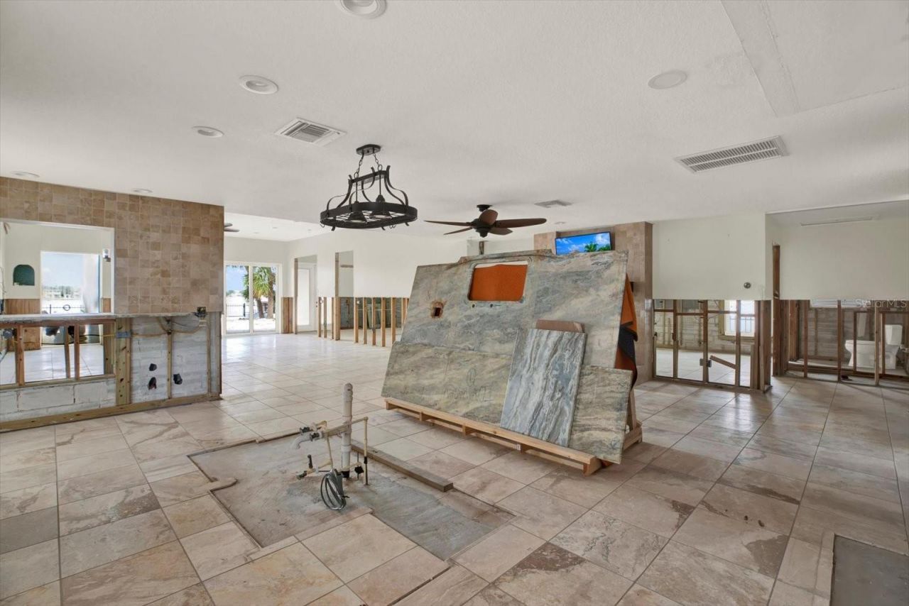 3800 Shore Acres Boulevard Ne, Saint Petersburg, FL 33703 Photo