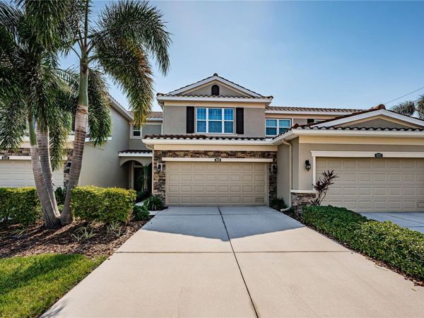 5225 5TH WAY N, ST PETERSBURG, FL 33703